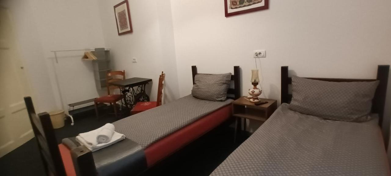 Authentic Belgrade Centre Hostel - Only Private Rooms Ngoại thất bức ảnh